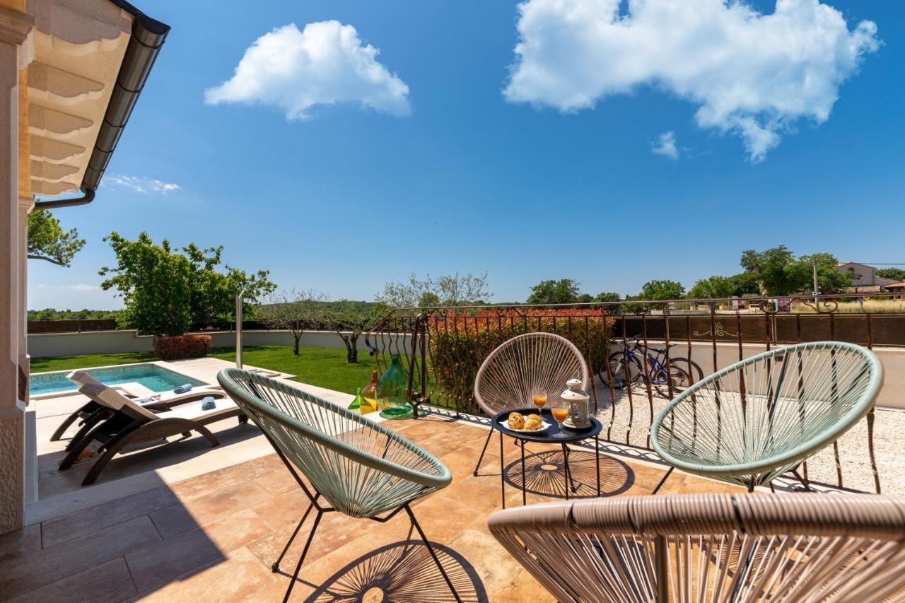 Villa Rotonda เวอร์ซาร์ ภายนอก รูปภาพ
