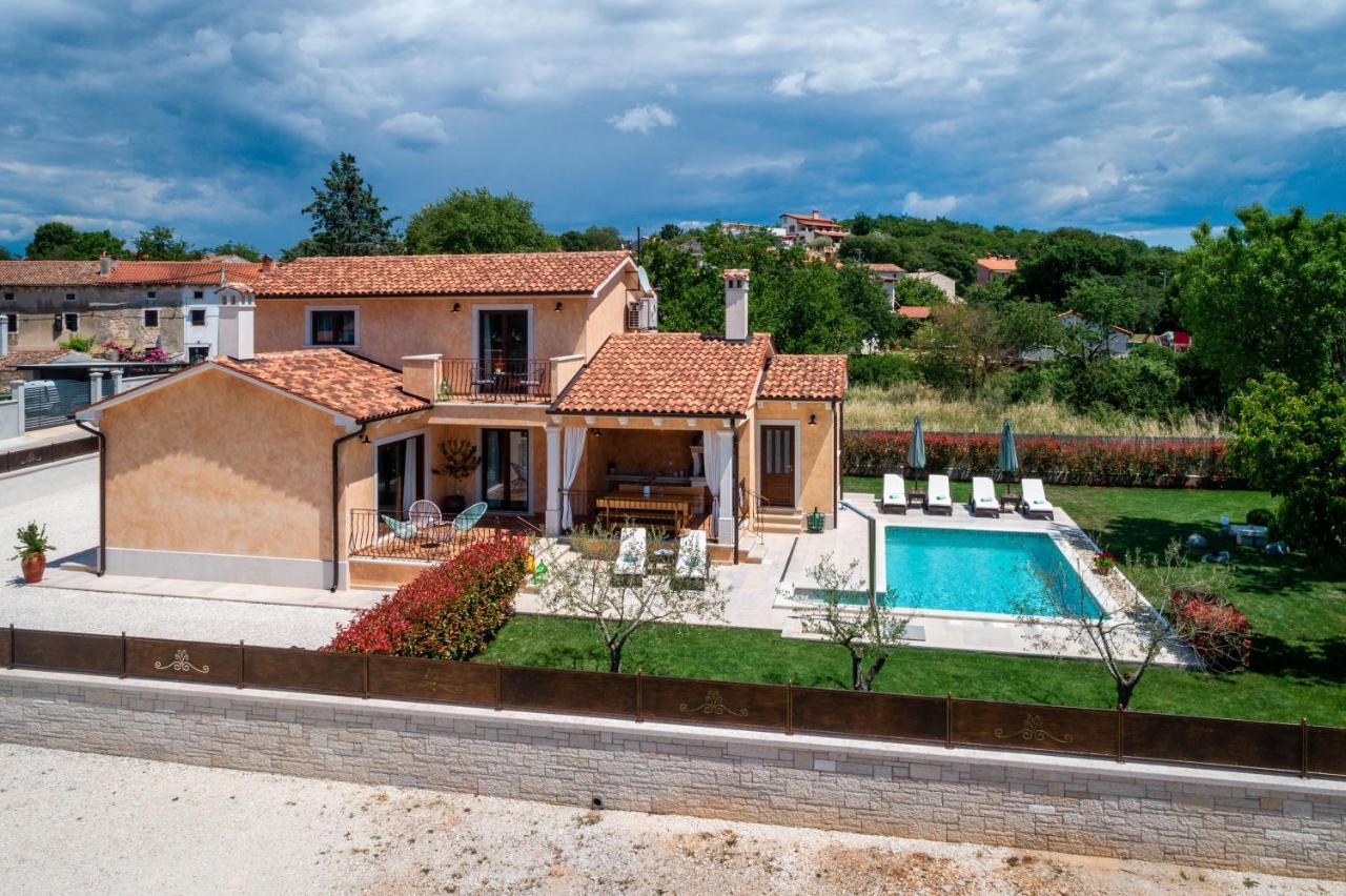 Villa Rotonda เวอร์ซาร์ ภายนอก รูปภาพ