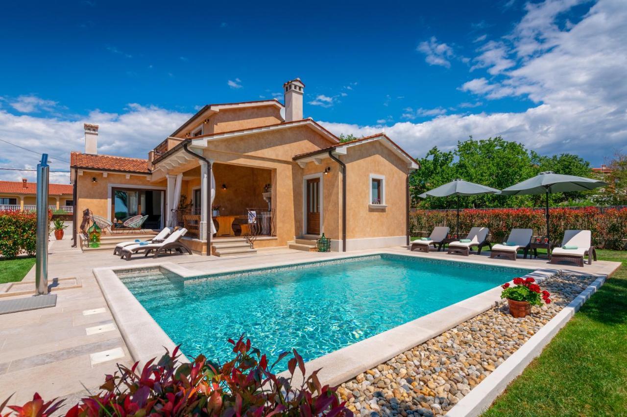 Villa Rotonda เวอร์ซาร์ ภายนอก รูปภาพ